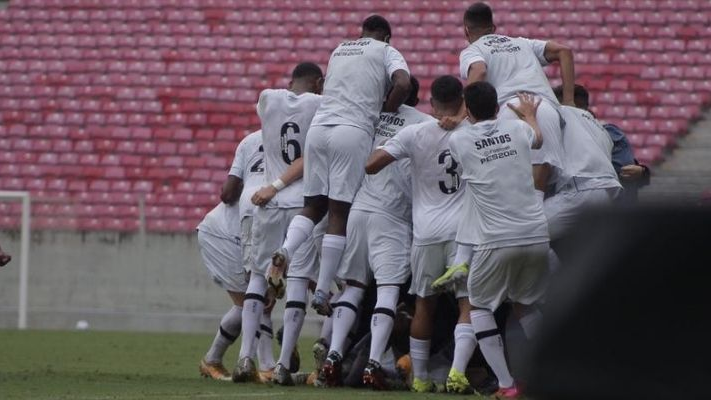 Com golaço do meio-campo, Santos vence Sport em estreia no Brasileirão Sub-20