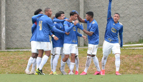 Cruzeiro reverte vantagem, elimina Athletico-PR e avança no Brasileirão Sub-17
