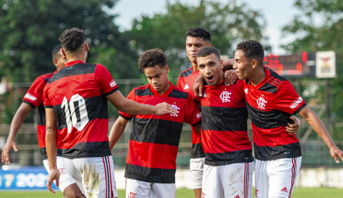 Flamengo goleia, faz melhor campanha geral e elimina Bahia do Brasileirão Sub-17