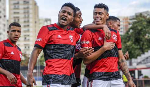 De virada, Flamengo vence São Paulo e vai à final do Brasileirão Sub-17