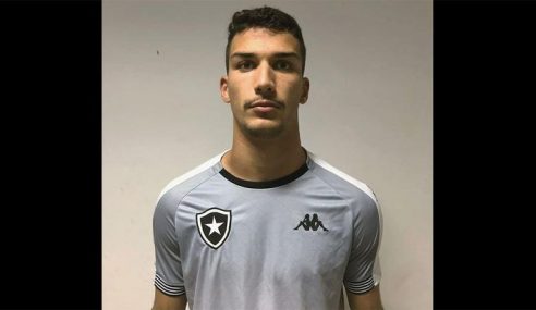 Botafogo acerta contratação de goleiro para a equipe sub-20