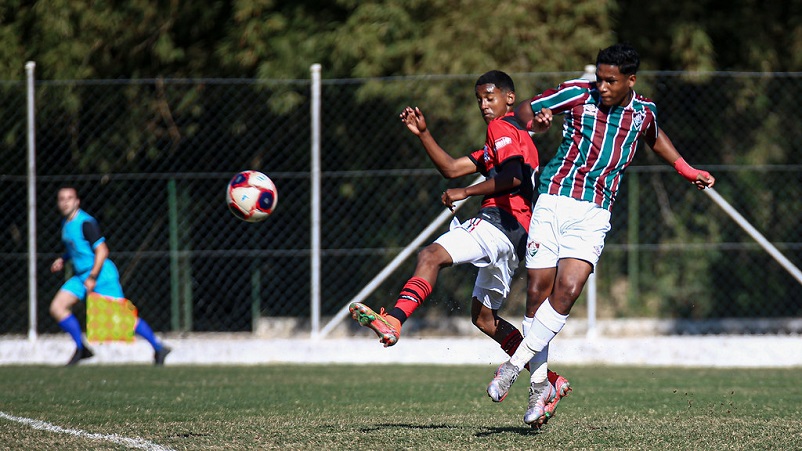 Fluminense e Flamengo empatam no jogo de ida da final da Copa Rio Sub-15