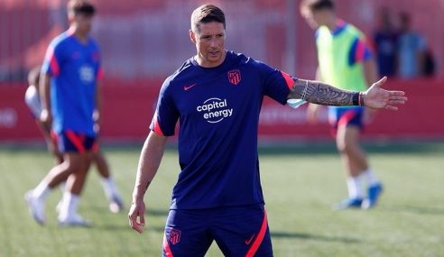Fernando Torres assume o sub-19 do Atlético de Madrid-ESP