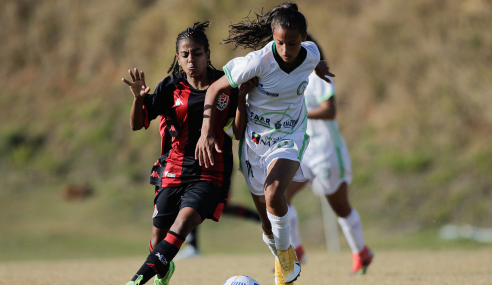Com dois de Eduarda, Iranduba bate Vitória pelo Brasileirão Feminino Sub-18