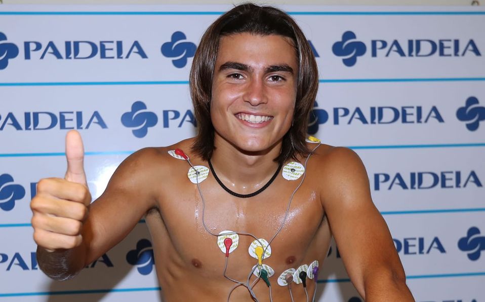 Lazio-ITA apresenta jovem meia-ofensivo argentino, de 16 anos