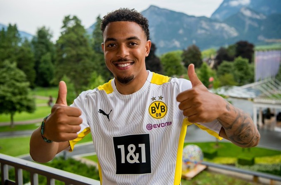 Borussia Dortmund-ALE anuncia substituto de Sancho