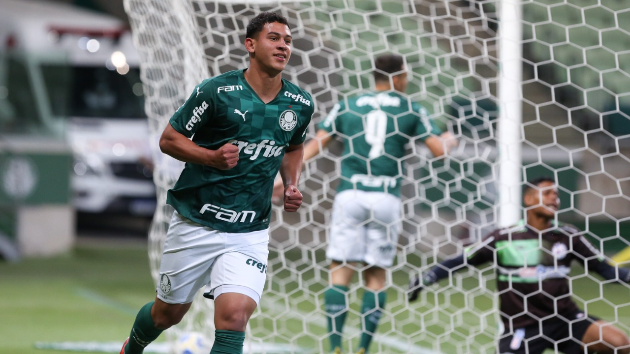 Palmeiras atropela Desportiva Paraense e vai às oitavas da Copa do Brasil Sub-17