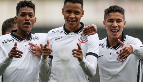 Corinthians assume ponta isolada do seu grupo no Paulista Sub-20