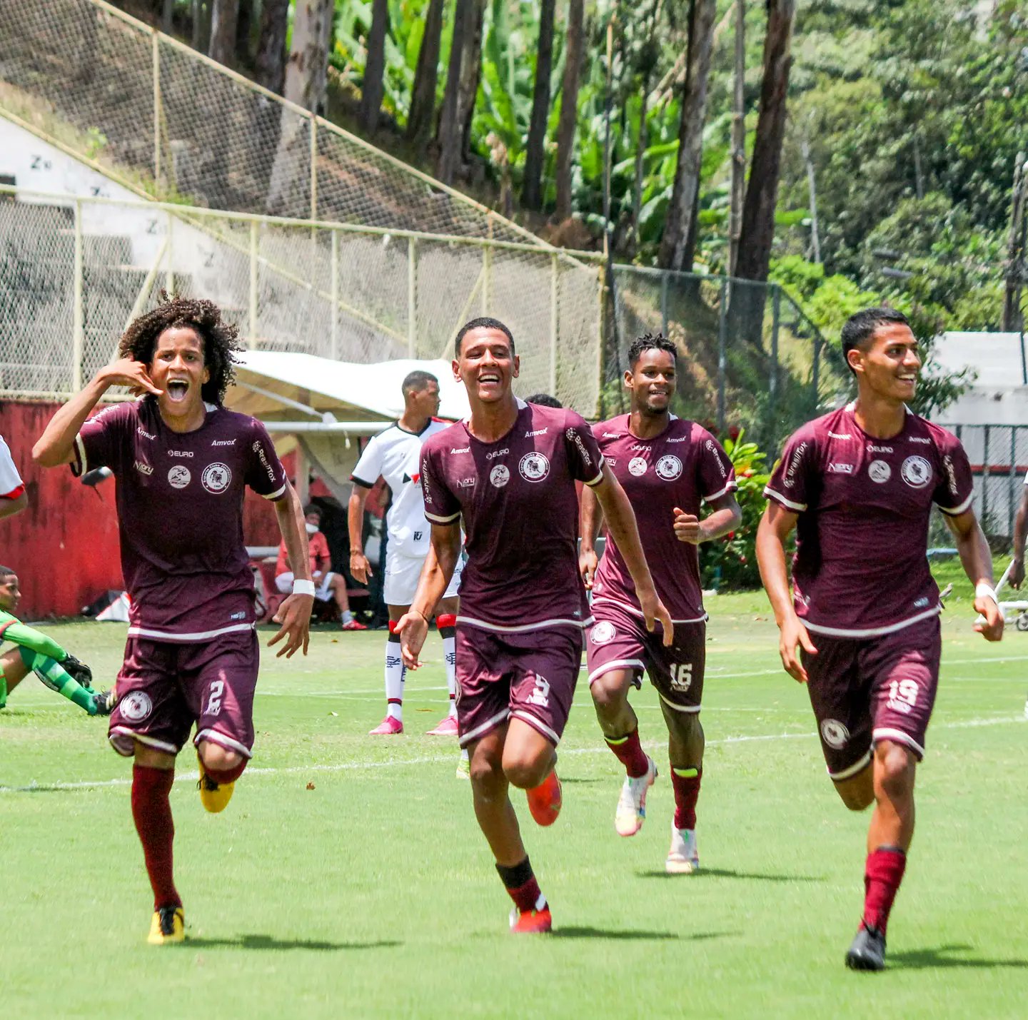 Gol solitário dá triunfo à Jacuipense contra o Vitória pelo Baiano Sub-17