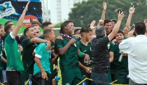 Goiás vence de virada e é campeão estadual sub-17