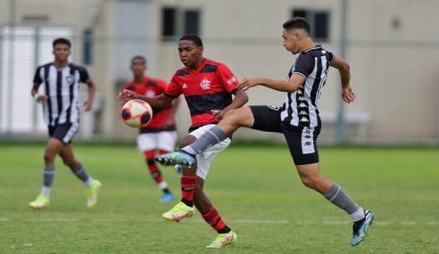 Botafogo ganha do Flamengo e vai à final do Carioca Sub-15