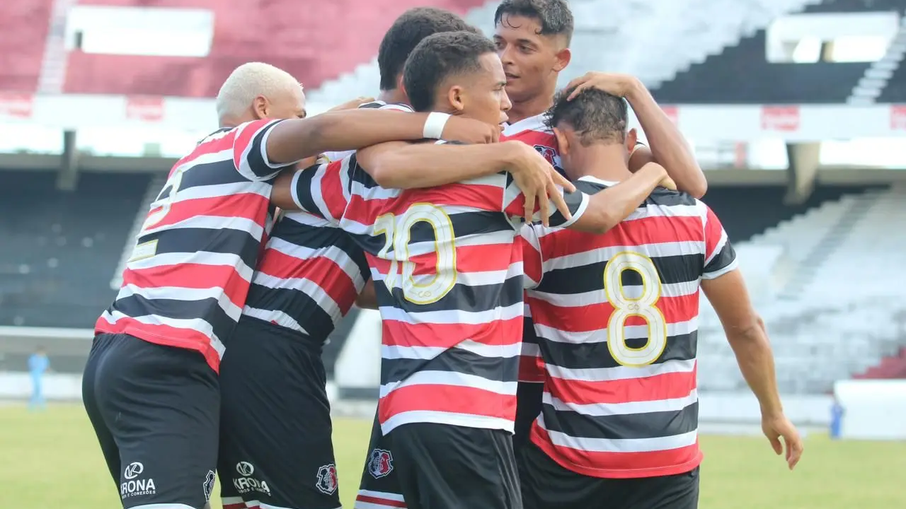 Nos pênaltis, Santa Cruz vence Botafogo-PB e avança na Copa do Nordeste Sub-20