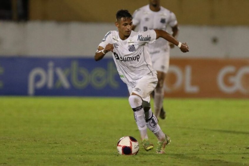 Santos despacha Chapadinha/Comercial e vai em frente na Copa SP