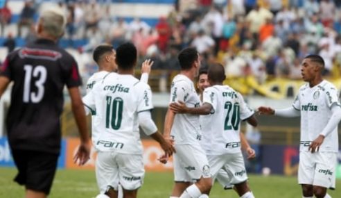 Palmeiras goleia e segue adiante na Copa São Paulo