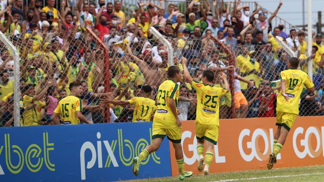 Mirassol goleia Bahia e é o primeiro garantido nas quartas da Copa SP