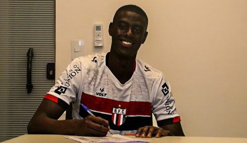 Botafogo-SP contrata revelação colombiana