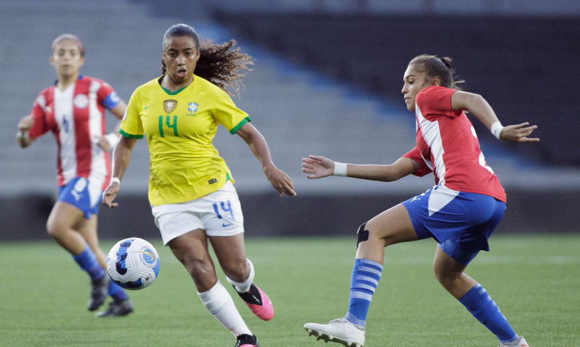 Brasil goleia Paraguai e garante vaga no Mundial Feminino Sub-17