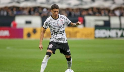Corinthians confirma venda de meia ao New York City-EUA