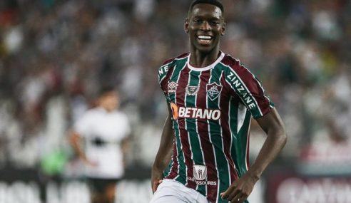 Fluminense confirma venda de atacante ao Betis-ESP