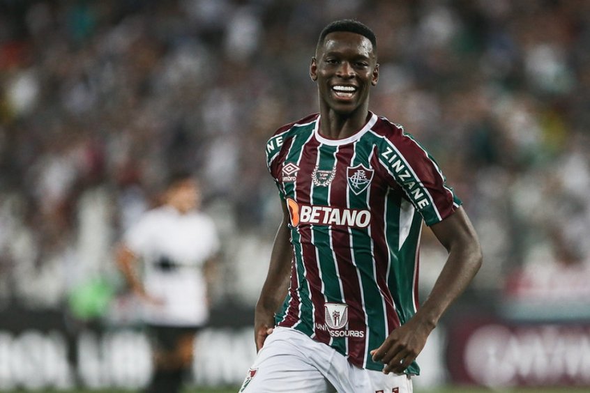 Fluminense confirma venda de atacante ao Betis-ESP