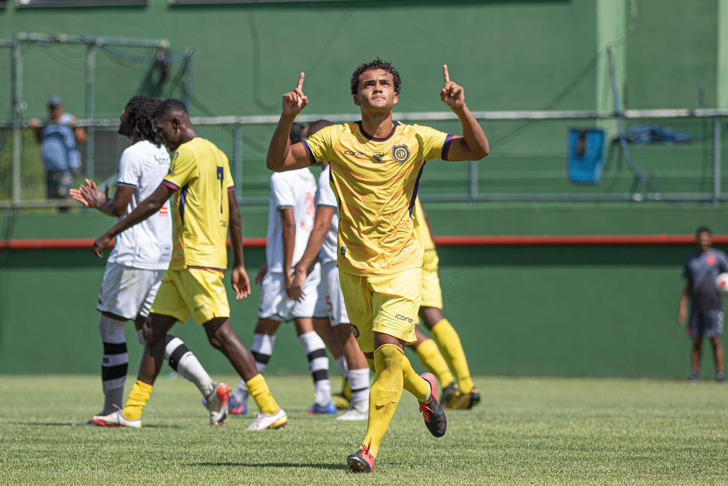 Vasco empata contra o Madureira em estreia no Carioca Sub-20