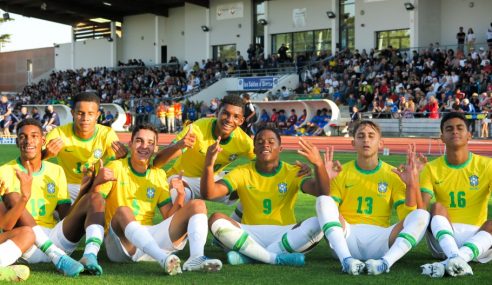 Brasil goleia Inglaterra e está na final do Torneio de Montaigu