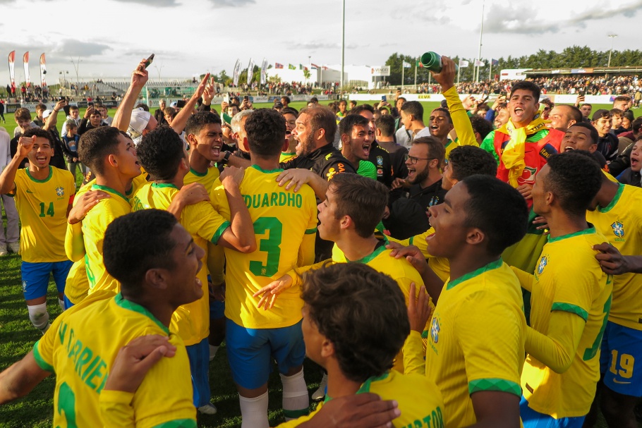 Brasil sagra-se campeão do Torneio de Montaigu