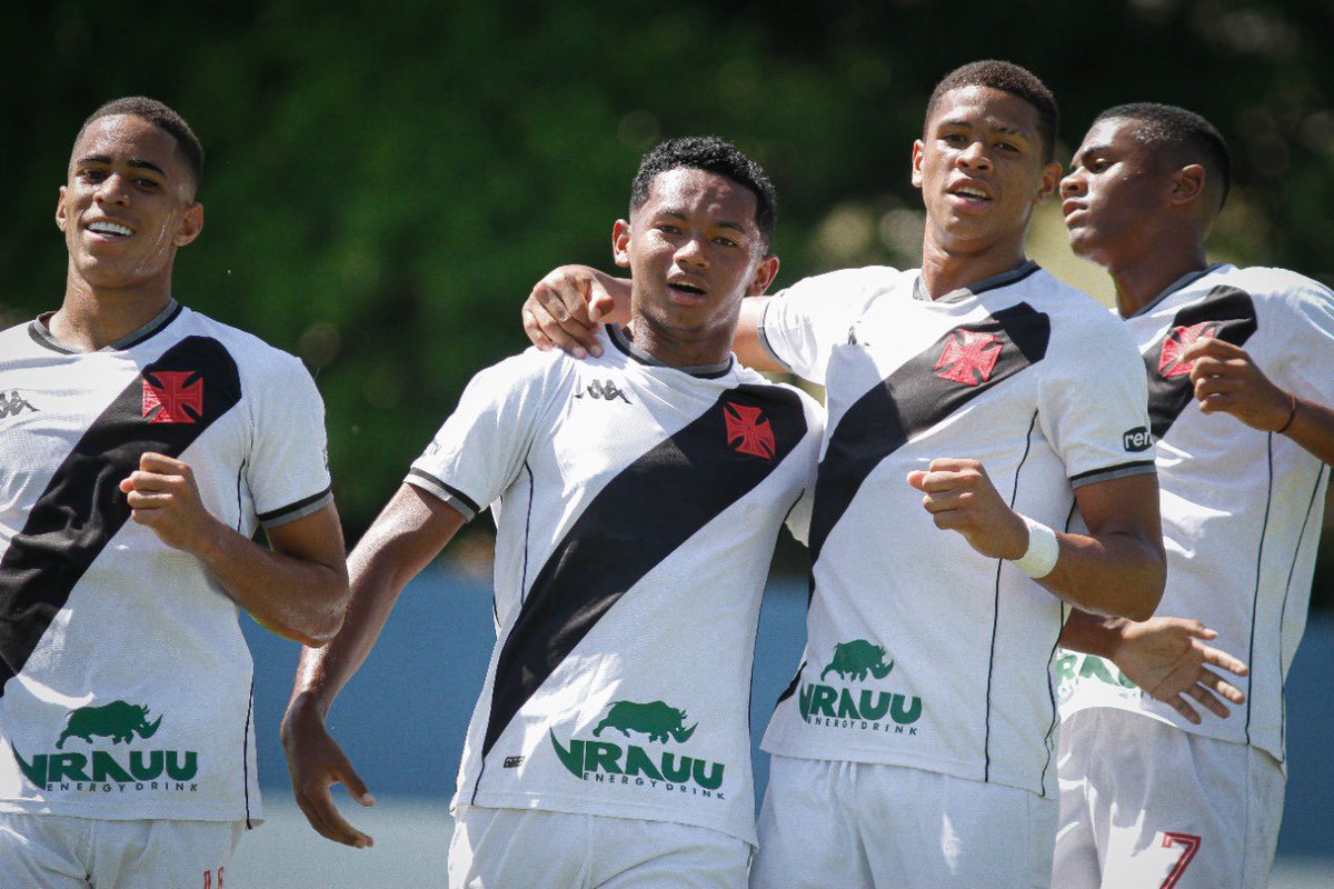 Vasco goleia Resende e assume co-liderança no Carioca Sub-20