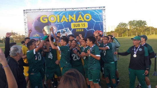 Goiás goleia Vila Nova e fica com título estadual sub-15