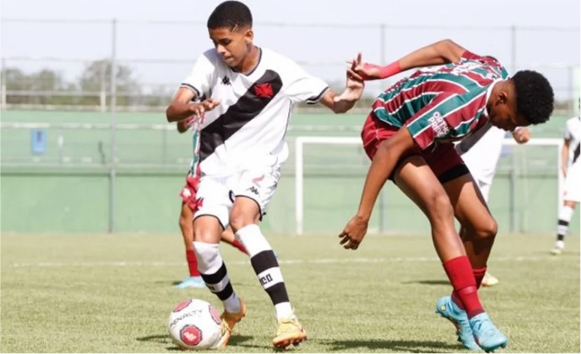 Fluminense vence Vasco no jogo de ida da final da Copa Rio Sub-15