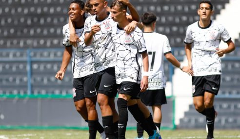 Corinthians triunfa em casa e garante vaga antecipada na 2ª fase do Paulista Sub-17