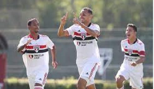 São Paulo garante ponta antecipada do Grupo 11 no Paulista Sub-17
