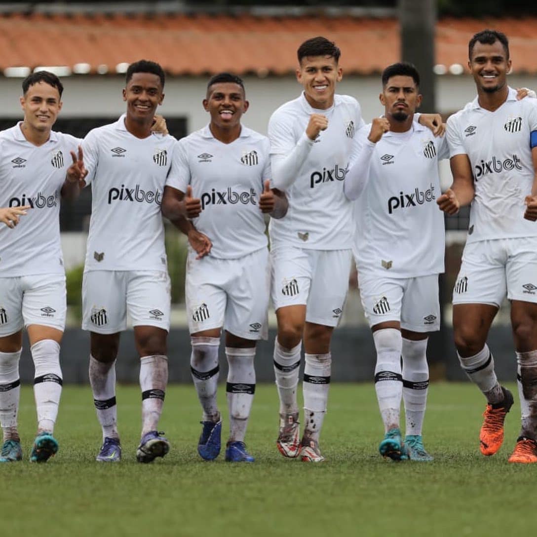 Sereinhas da Vila goleiam Mauaense por 13 a 0 pelo Campeonato Paulista Sub- 17 - Santos Futebol Clube