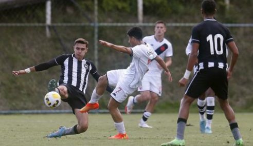 Botafogo e Vasco empatam em clássico pelo Brasileiro Sub-17