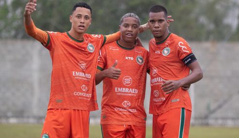 Camboriú goleia Marcílio Dias pelo Catarinense Sub-20