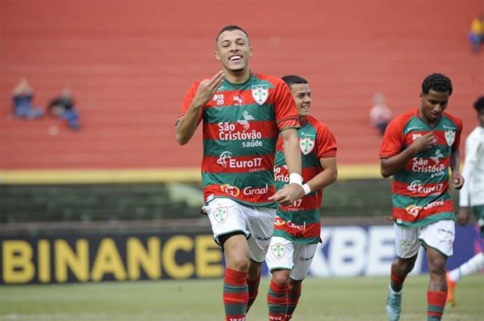 Artilheiro decide e Portuguesa detona invencibilidade do Palmeiras no Paulista Sub-20