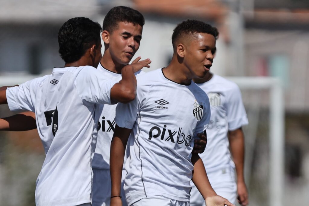 Palmeiras bate Santos nos pênaltis e é campeão do Campeonato Paulista sub-13