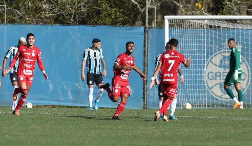 Vila Nova vira sobre o Grêmio e é semifinalista do Brasileiro de Aspirantes