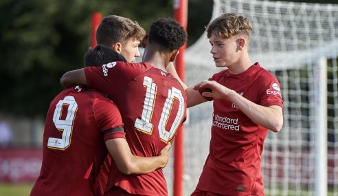 Liverpool assume ponta isolada no Grupo A da Uefa Youth League
