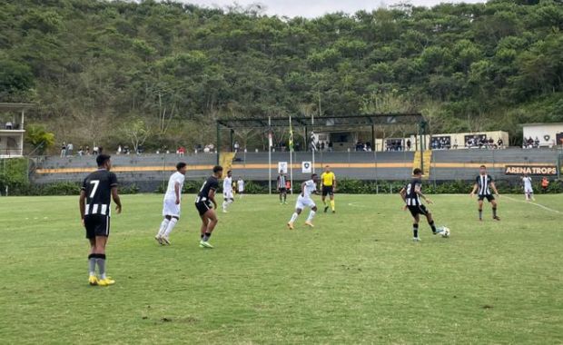 Botafogo perde de virada do Bahia dentro de casa pelo Brasileiro Sub-17