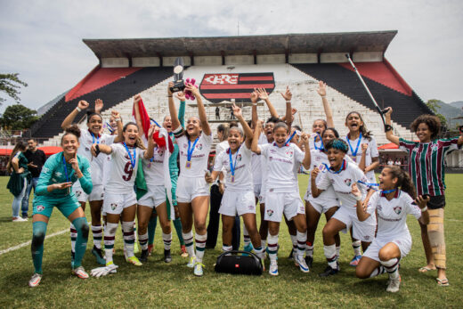 Fluminense conquista o Carioca Feminino Sub-17 nos pênaltis