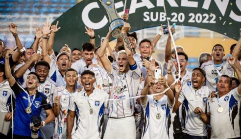 Pague Menos/Tirol conquista inédito título do Campeonato Cearense Sub-20