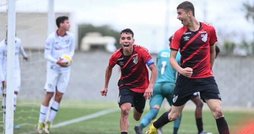 Athletico-PR vence Fluminense novamente e vai à semifinal do Brasileiro Sub-17