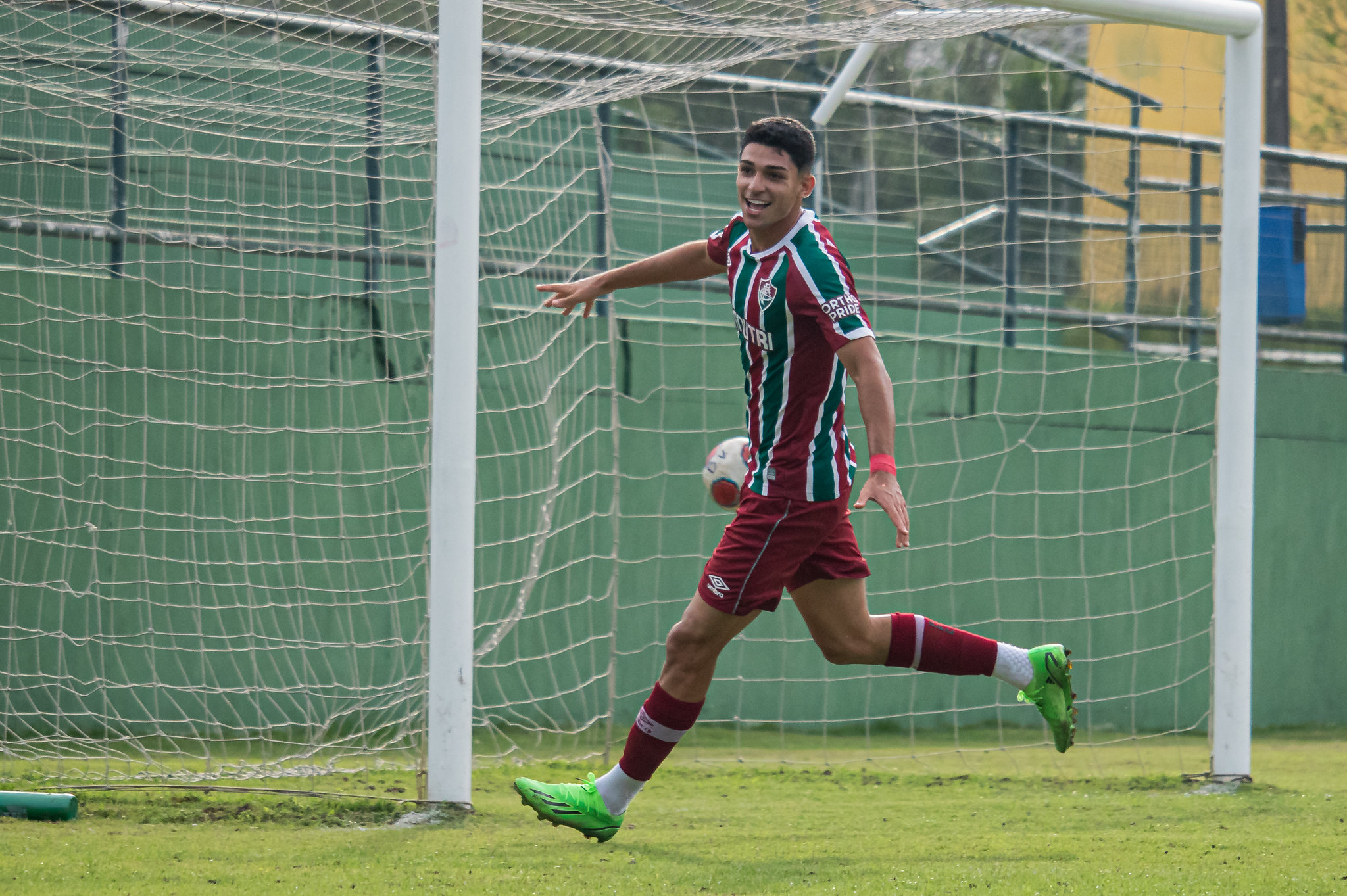 Fluminense volta a golear o Boavista e está nas semis da Copa Rio Sub-20/OPG