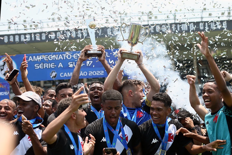 Carioca Sub-17 de 2022 – Final (volta): Vasco 2 x 0 Flamengo