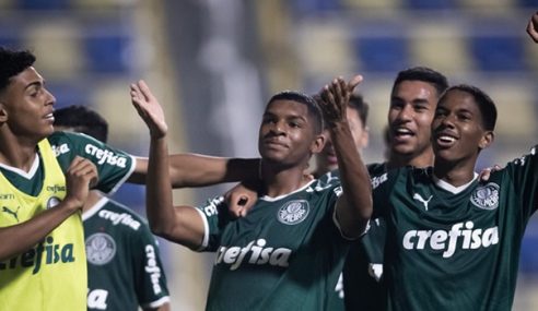 Palmeiras goleia Ska Brasil e põe uma mão no título do Paulista Sub-17