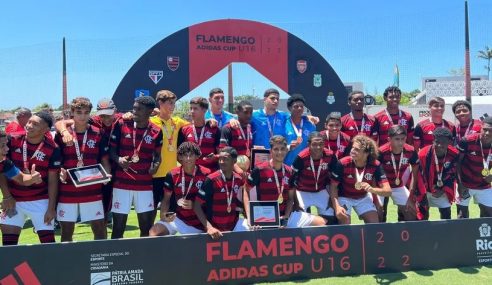 Título da Flamengo Adidas Cup Sub-16 fica em casa