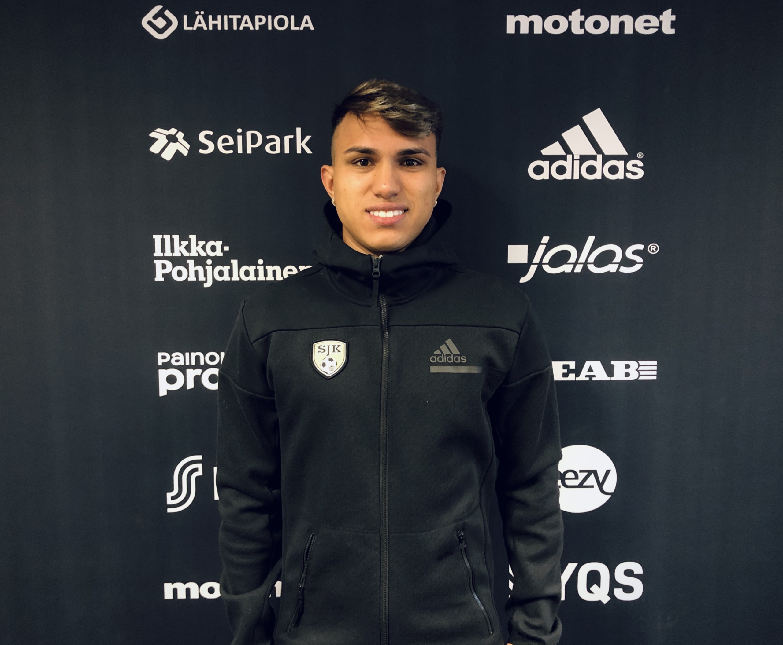 Clube finlandês contrata jovem brasileiro e o empresta a time lituano