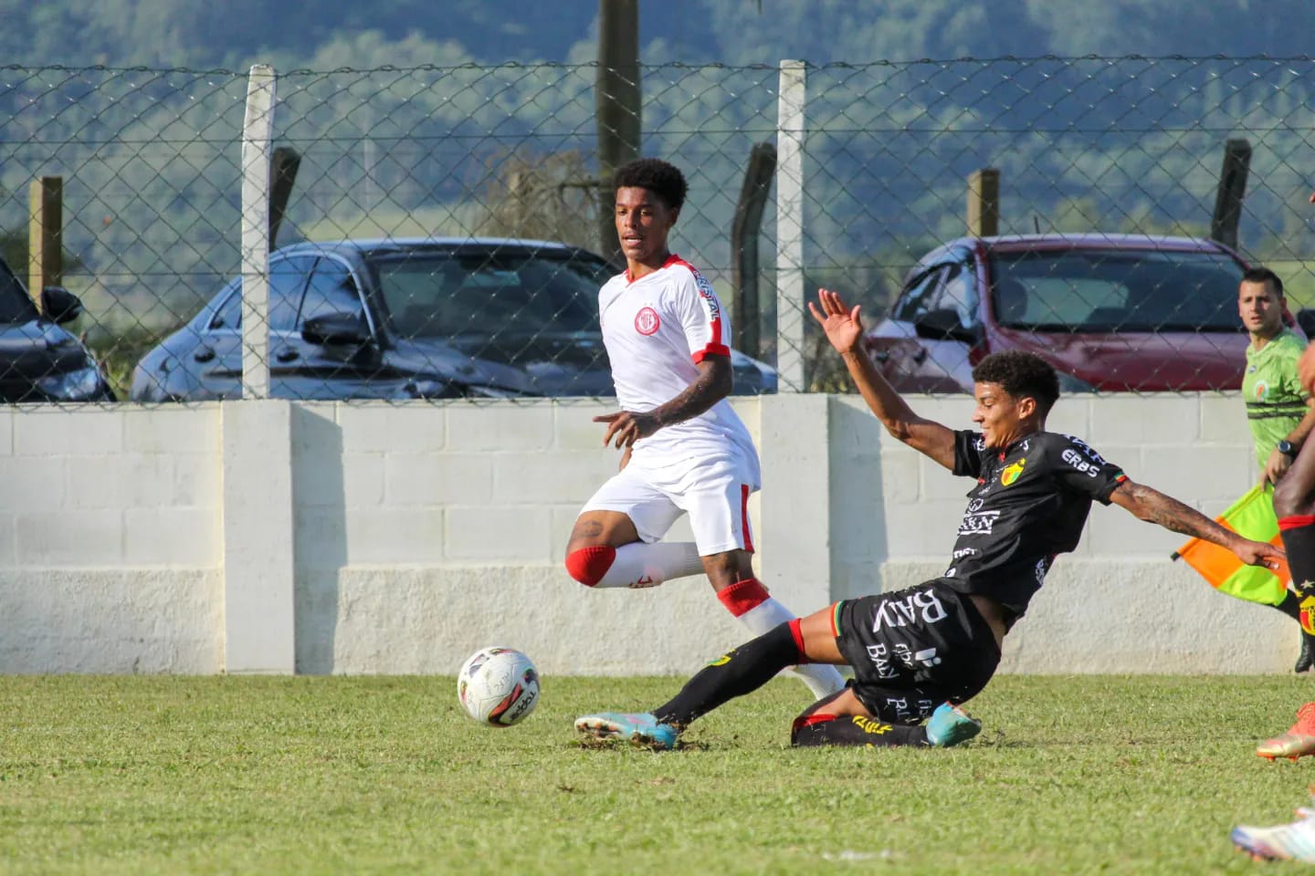 Hercílio Luz bate Brusque pelo Catarinense Sub-20