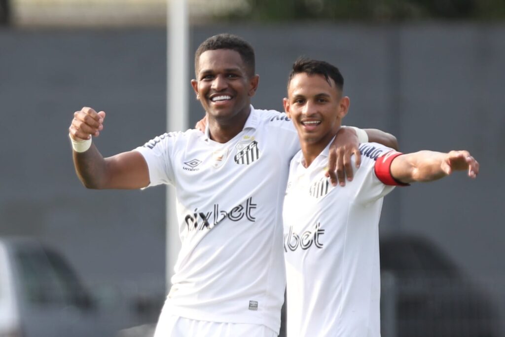 Santos aplica goleada histórica no Cruzeiro pelo Brasileiro Sub-20